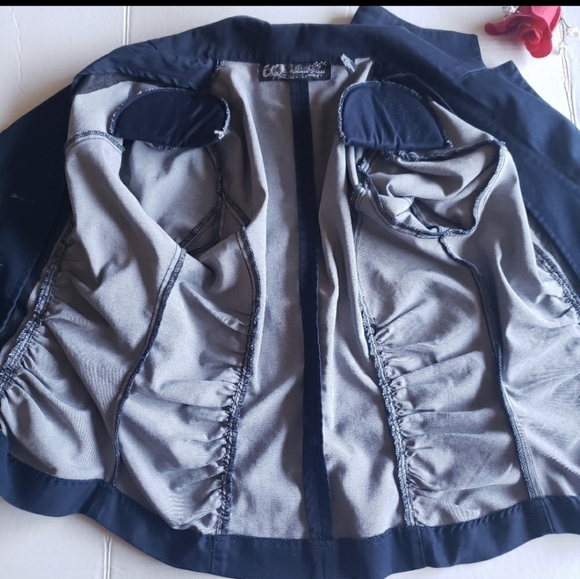 Navy Blue and Gold I.Q. Authentic Brand Button Blazer size Small - Picture 12 of 16